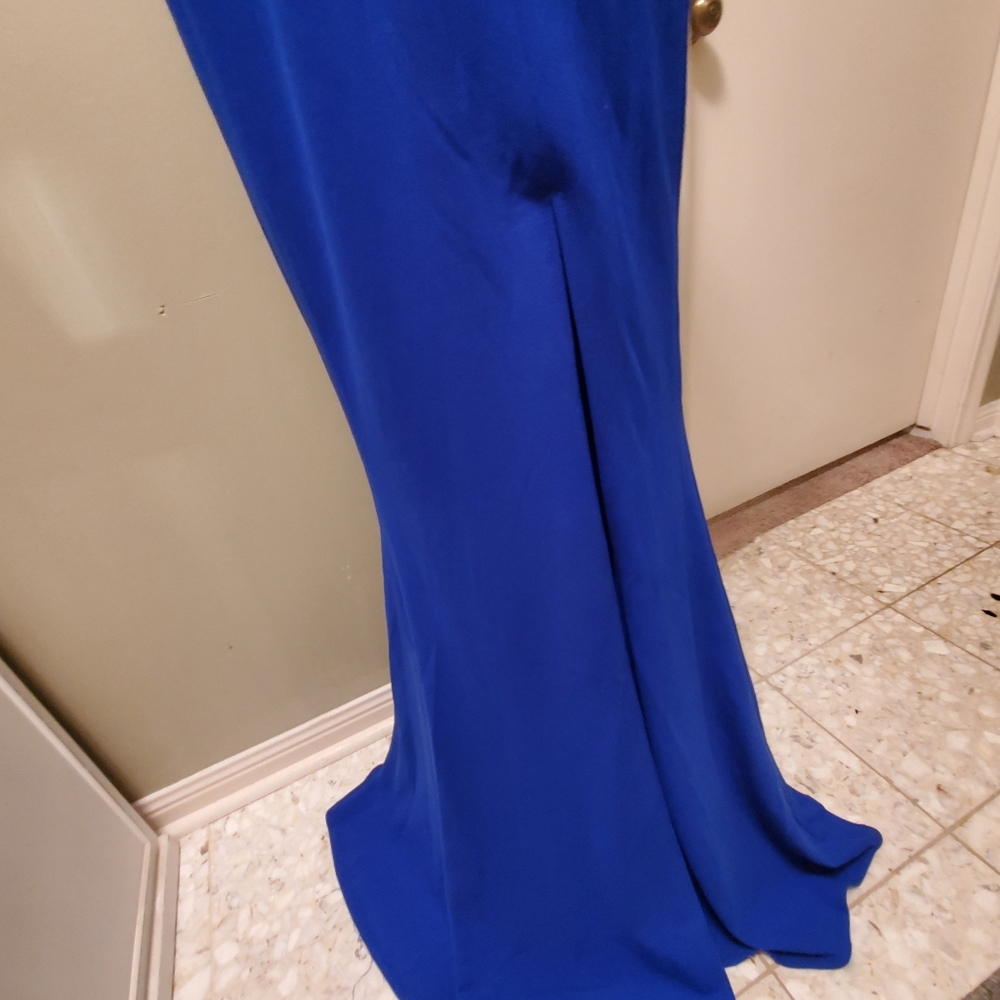 Dress - Picture 6 of 16
